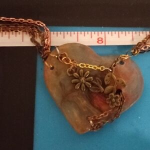 Heart-Shaped Floral Pendant Necklace